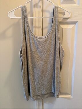 Women's Gray Scoop Neck Tank Top